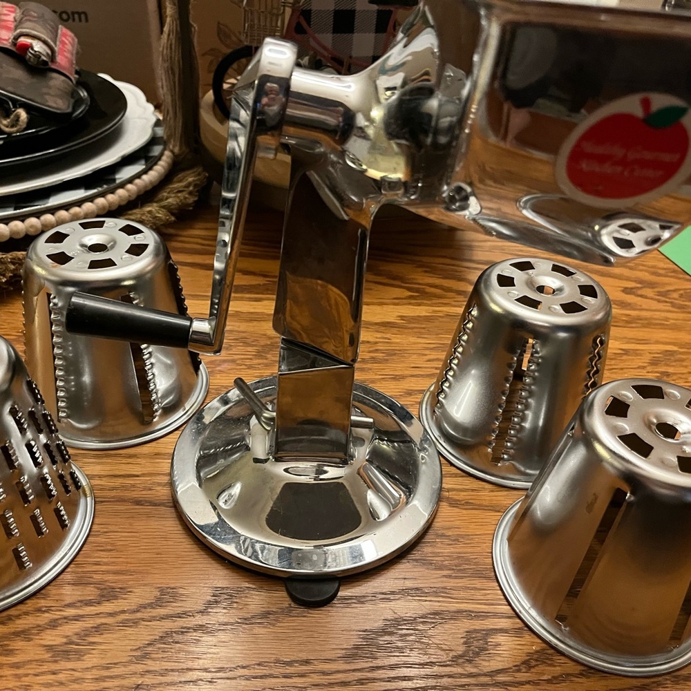 Vegetable cutter two available